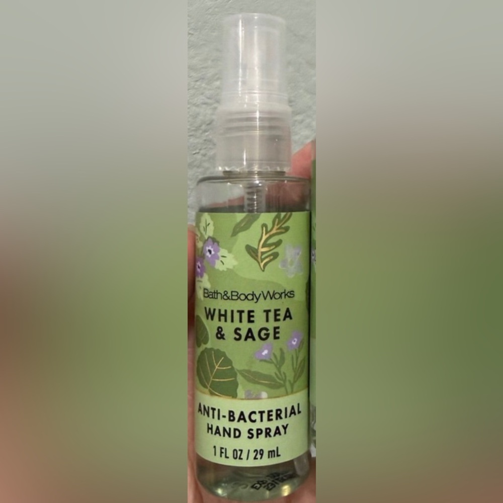 Bath & Body Works Anti-Bacterial Hand Spray | White Tea & Sage | Brand New